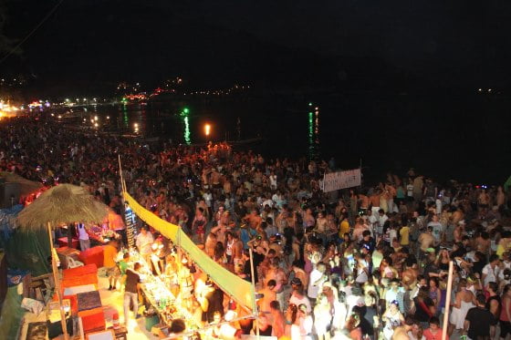 Full moon party